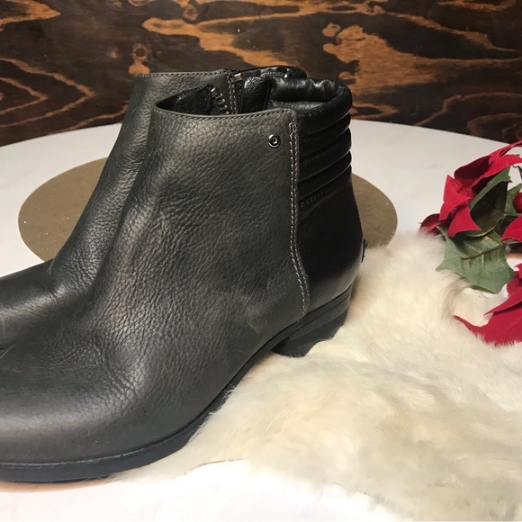 Sorel Danica Short Waterproof Ankle Booties size 9- Charcoal Gray/Black - Picture 8 of 8